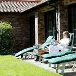 Middlethorpe Hall & 4*