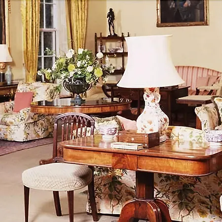 Middlethorpe Hall & Otel 4*