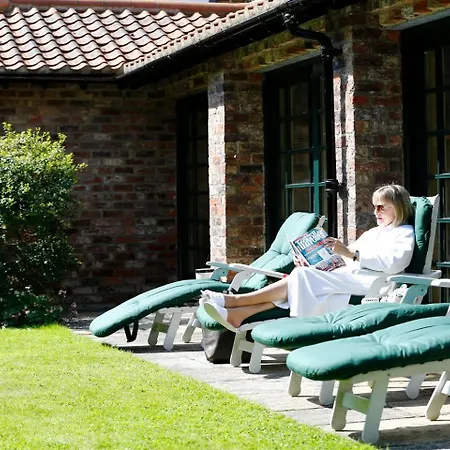 Middlethorpe Hall & 4*