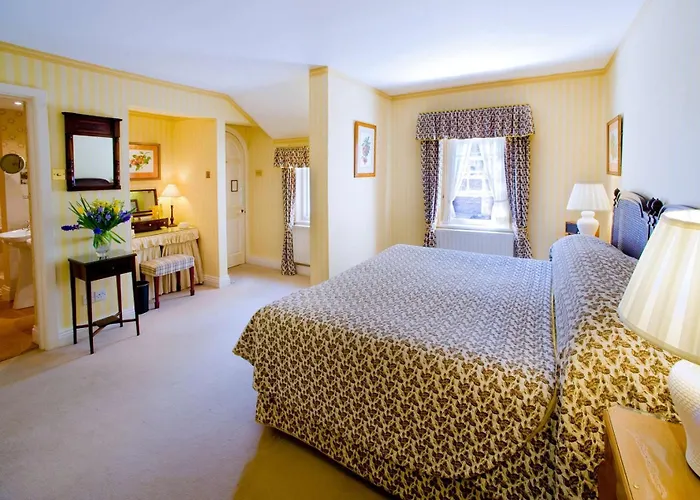 Middlethorpe Hall & 4*