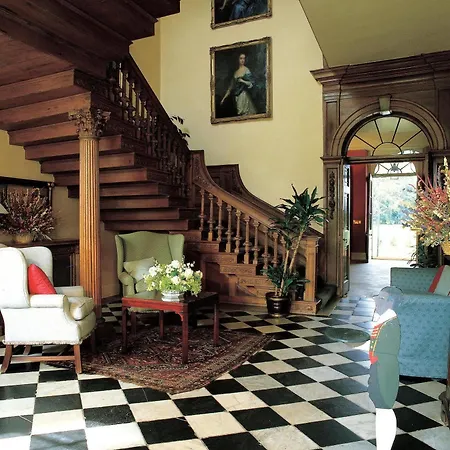 Middlethorpe Hall & Otel 4*