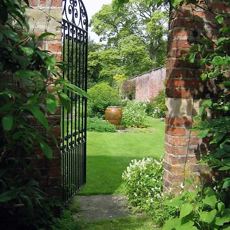 Middlethorpe Hall &